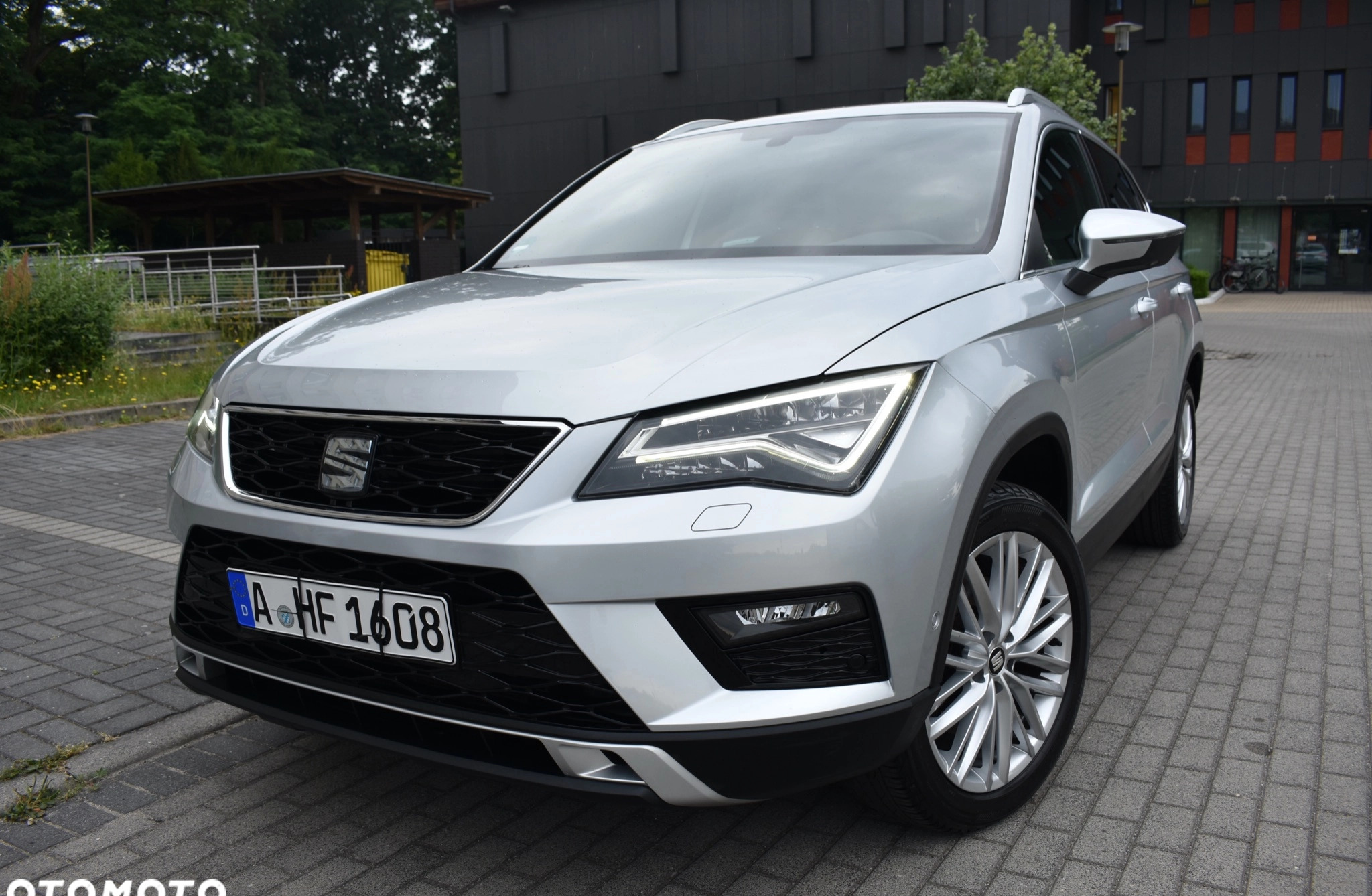 Seat Ateca cena 83900 przebieg: 86000, rok produkcji 2018 z Czerniejewo małe 781